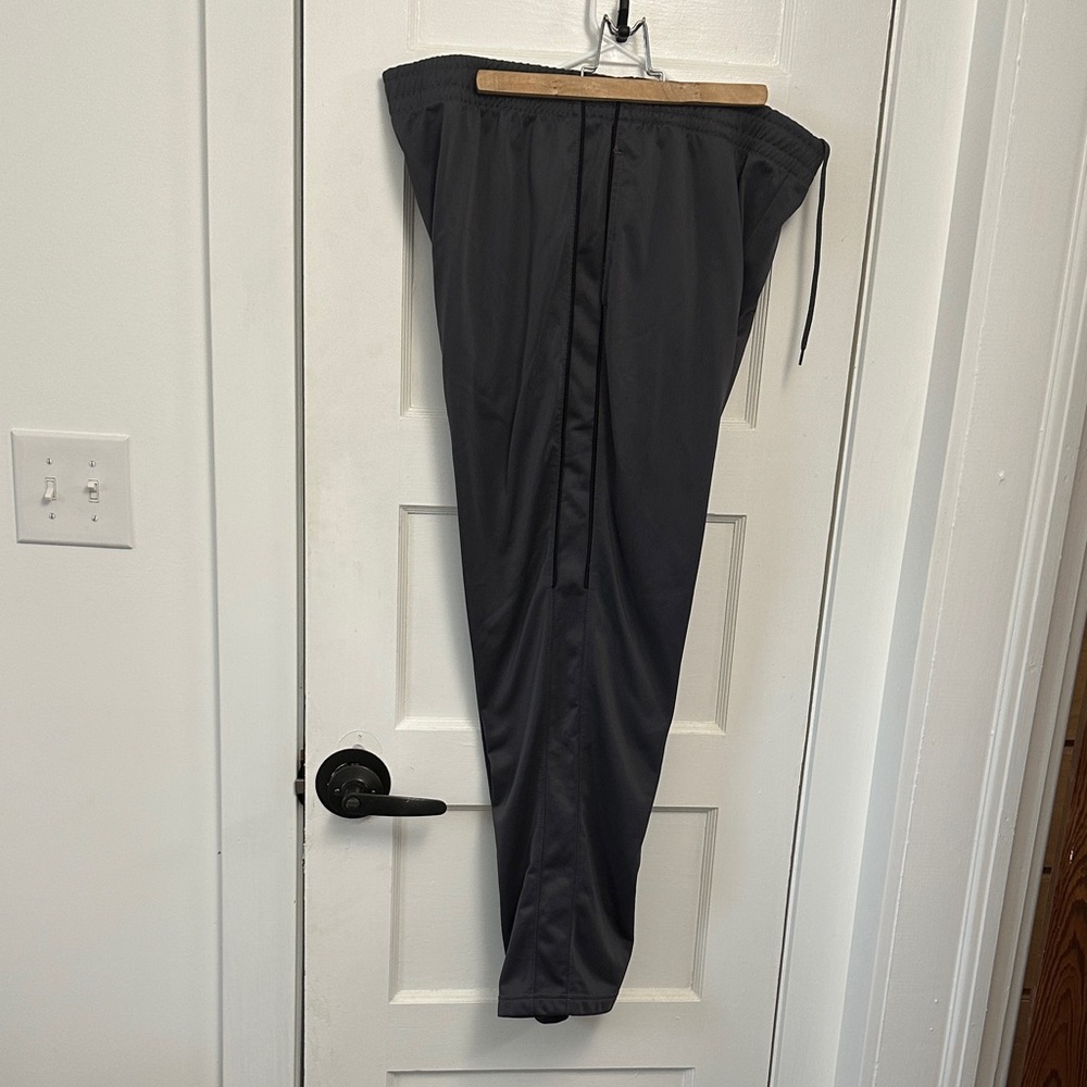 Tek Gear Dark Gray Sweatpants
